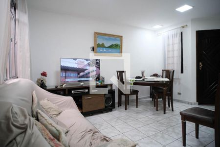 Sala de casa de condomínio à venda com 3 quartos, 110m² em Vila Araguaia, São Paulo