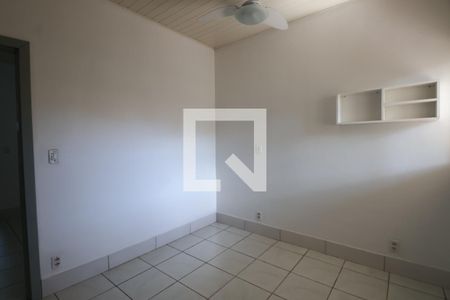 Quarto de casa à venda com 2 quartos, 100m² em Mato Grande, Canoas