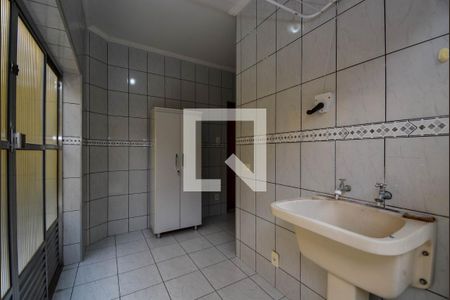 Casa à venda com 165m², 3 quartos e 2 vagas Casa à venda com 165m², 3 quartos e 2 vagasÁrea de Serviço