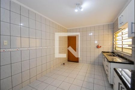 Casa à venda com 165m², 3 quartos e 2 vagas Casa à venda com 165m², 3 quartos e 2 vagasCozinha