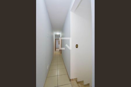 Casa à venda com 165m², 3 quartos e 2 vagas Casa à venda com 165m², 3 quartos e 2 vagasCorredor dos Dormitórios