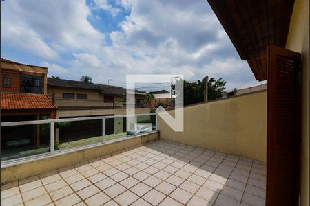 Casa à venda com 165m², 3 quartos e 2 vagas Casa à venda com 165m², 3 quartos e 2 vagasVaranda da Suíte