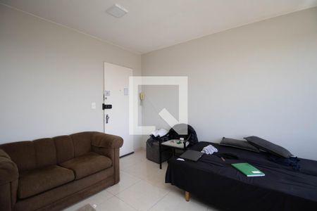 Sala de apartamento para alugar com 2 quartos, 70m² em Qi 5, Brasília