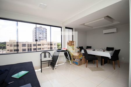 Sala de apartamento para alugar com 2 quartos, 70m² em Qi 5, Brasília