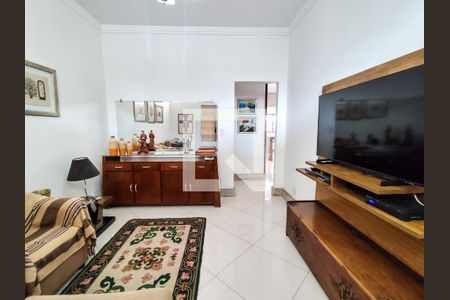 Sala de casa à venda com 3 quartos, 720m² em Glória, Belo Horizonte