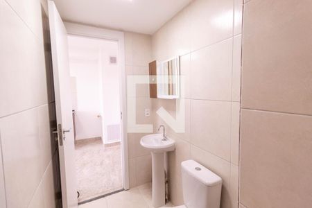 Banheiro de apartamento para alugar com 1 quarto, 25m² em Jardim Jaú (zona Leste), São Paulo