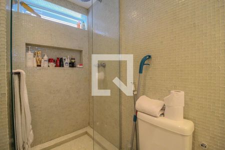 Banheiro da Suíte 1 de apartamento para alugar com 2 quartos, 115m² em Moema, São Paulo