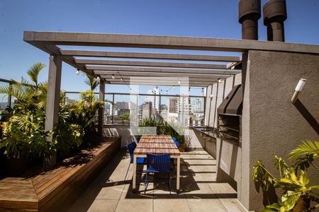 Studio para alugar com 23m², 1 quarto e 1 vaga Studio para alugar com 23m², 1 quarto e 1 vagaÁrea comum - Churrasqueira