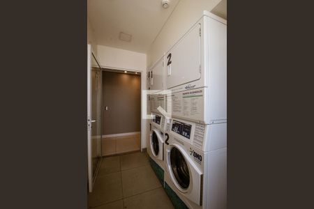 Studio para alugar com 23m², 1 quarto e 1 vaga Studio para alugar com 23m², 1 quarto e 1 vagaLavanderia