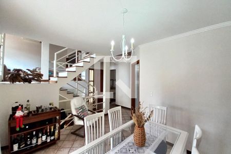 Sala de casa de condomínio à venda com 3 quartos, 340m² em Jardim Santa Marcelina, Campinas