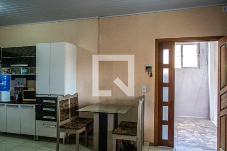 Sala de casa à venda com 3 quartos, 1m² em São José, Porto Alegre