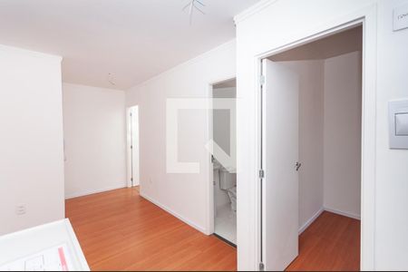 Sala/Cozinha de apartamento para alugar com 2 quartos, 72m² em Vila Ipojuca, São Paulo