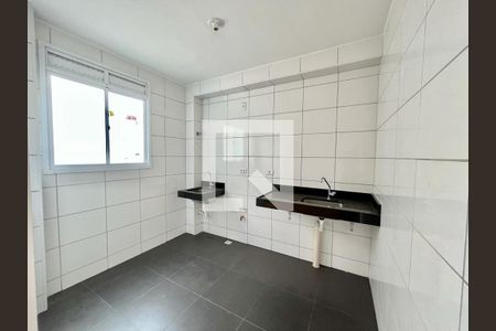 Cozinha de apartamento para alugar com 2 quartos, 41m² em Cabral, Contagem