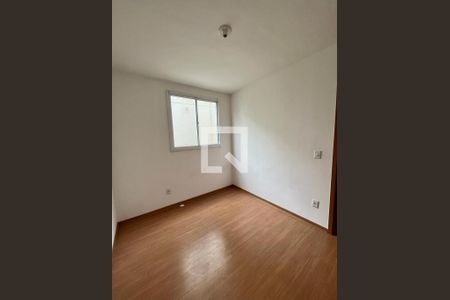 Quarto de apartamento para alugar com 2 quartos, 41m² em Cabral, Contagem