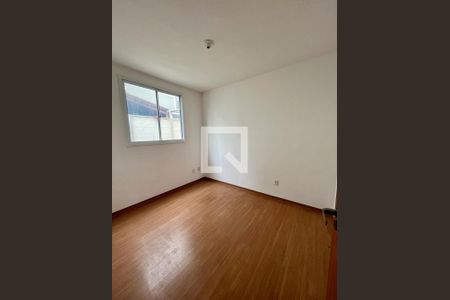 Quarto de apartamento para alugar com 2 quartos, 41m² em Cabral, Contagem