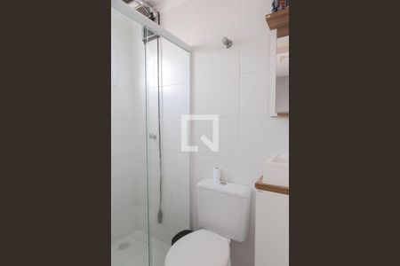 Banheiro de apartamento à venda com 2 quartos, 60m² em Vila Sorocabana, Guarulhos