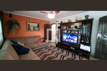 Sala de casa para alugar com 3 quartos, 140m² em Quitaúna, Osasco