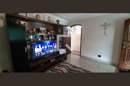 Sala de casa para alugar com 3 quartos, 140m² em Quitaúna, Osasco