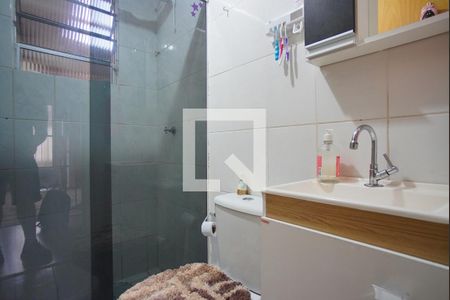 Banheiro Corredor de casa à venda com 2 quartos, 72m² em Parque Santa Fé, Porto Alegre