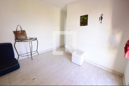 Sala de apartamento para alugar com 2 quartos, 52m² em Setor Goiânia 2, Goiânia