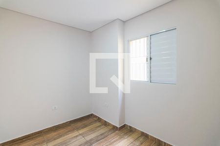 Quarto 2 de casa para alugar com 2 quartos, 85m² em Jardim Santo Antônio, Santo André