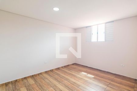 Quarto 1 de casa para alugar com 2 quartos, 85m² em Jardim Santo Antônio, Santo André