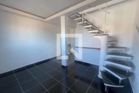 Sala de casa para alugar com 2 quartos, 100m² em Centro, Duque de Caxias