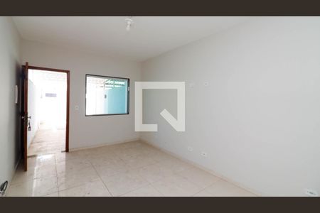 Casa à venda com 90m², 2 quartos e 2 vagasSala