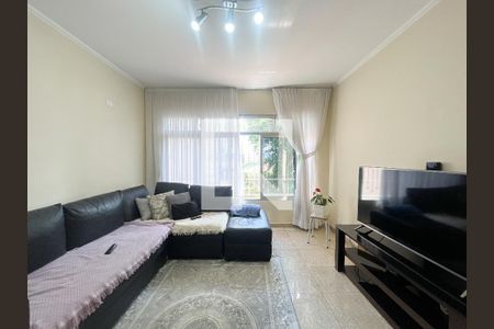 Sala de casa à venda com 3 quartos, 180m² em Vila São Vicente, São Paulo