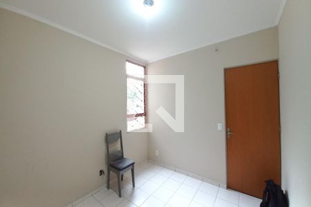 Sala de apartamento para alugar com 2 quartos, 48m² em Parque São Jorge, Campinas