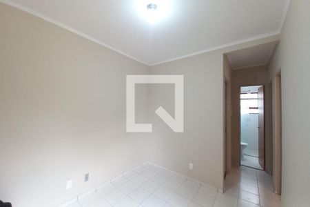 Sala de apartamento para alugar com 2 quartos, 48m² em Parque São Jorge, Campinas