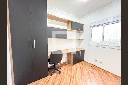 Quarto de apartamento à venda com 2 quartos, 75m² em Parque Alves de Lima, São Paulo