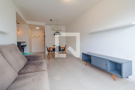 Sala de apartamento para alugar com 3 quartos, 89m² em Cavalhada, Porto Alegre