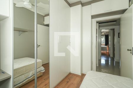 Quarto 2 de apartamento à venda com 2 quartos, 75m² em São João, Porto Alegre