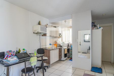 Sala de apartamento para alugar com 2 quartos, 43m² em Glória, Porto Alegre