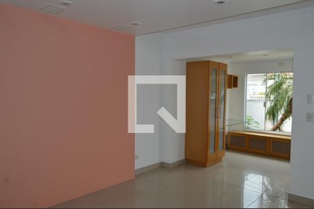 Sala de casa à venda com 4 quartos, 209m² em Jardim da Gloria, São Paulo