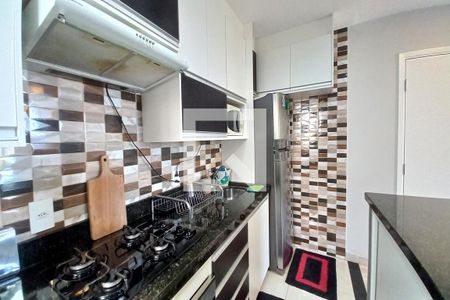 Cozinha de apartamento à venda com 2 quartos, 42m² em Jardim São José, Campinas