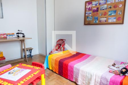 Quarto 1 de apartamento à venda com 4 quartos, 140m² em Santo Antônio, Belo Horizonte