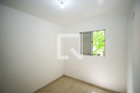 Quarto 1 de apartamento para alugar com 2 quartos, 54m² em Vila Moraes, São Paulo