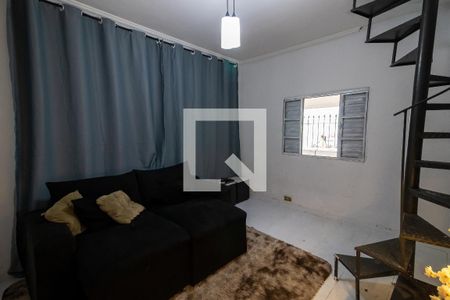 Sala de casa à venda com 4 quartos, 200m² em Jardim Dona Sinhá, São Paulo