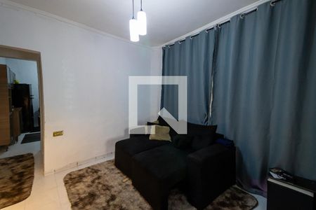 Sala de casa à venda com 4 quartos, 200m² em Jardim Dona Sinhá, São Paulo