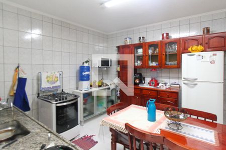 Cozinha de casa à venda com 3 quartos, 100m² em Conjunto Promorar Sapopemba, São Paulo