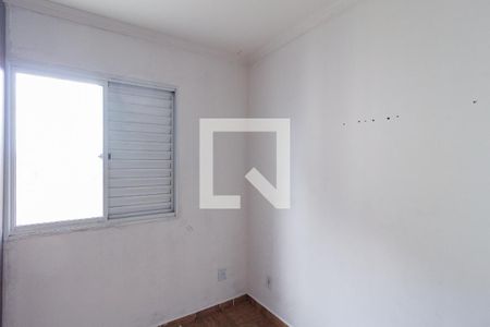 Quarto 2 de apartamento para alugar com 2 quartos, 44m² em Vila da Oportunidade, Carapicuíba