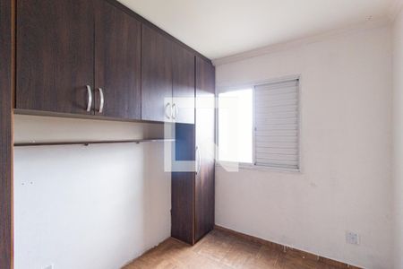 Quarto 2 de apartamento para alugar com 2 quartos, 44m² em Vila da Oportunidade, Carapicuíba