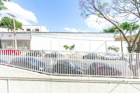 Casa à venda com 213m², 6 quartos e 2 vagas Casa à venda com 213m², 6 quartos e 2 vagasVista da Suíte 4