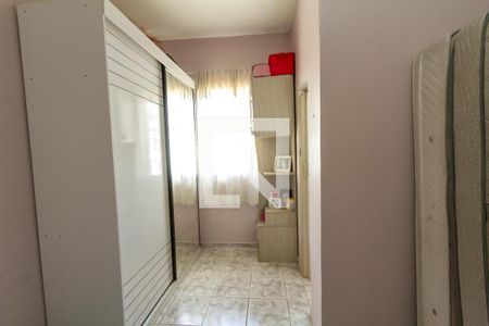 Casa à venda com 213m², 6 quartos e 2 vagas Casa à venda com 213m², 6 quartos e 2 vagasSuíte 4