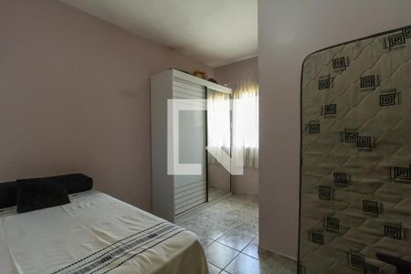 Casa à venda com 213m², 6 quartos e 2 vagas Casa à venda com 213m², 6 quartos e 2 vagasSuíte 4