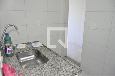 Cozinha de apartamento para alugar com 2 quartos, 48m² em Pilares, Rio de Janeiro