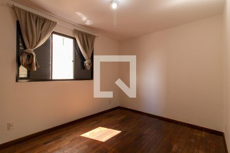 Quarto 1 de apartamento para alugar com 3 quartos, 127m² em Cambuí, Campinas