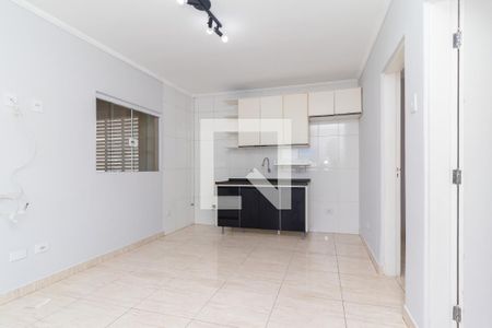 Sala/Cozinha de casa para alugar com 2 quartos, 50m² em Vila Progresso (zona Leste), São Paulo